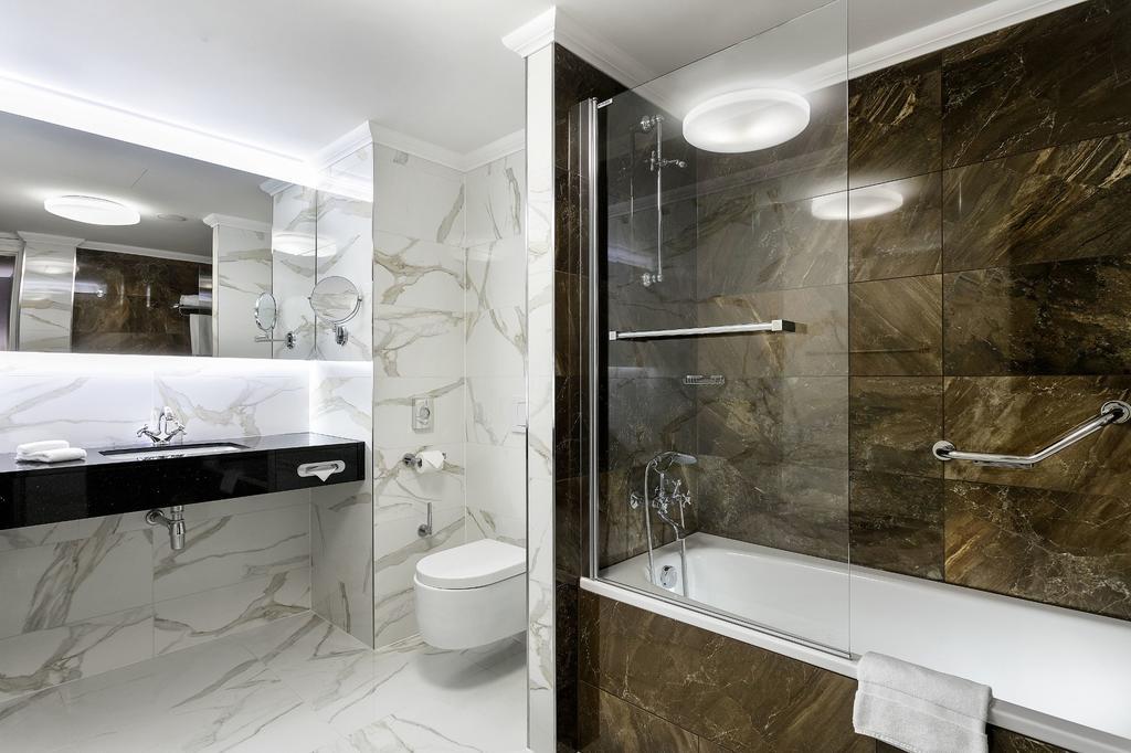 Otel Cosmopolitan 5*